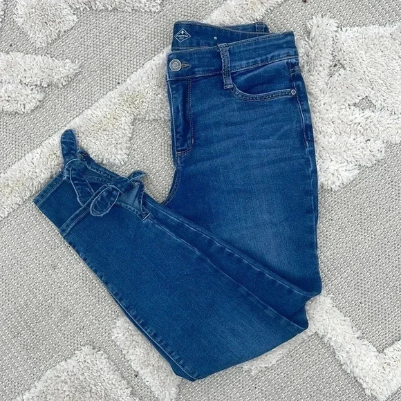 St. John's Bay Skinny Leg Jeans Ankle Tie 8 - Picture 1 of 9